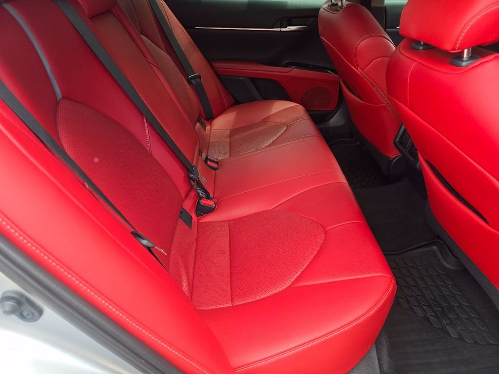 Used 2019 Toyota Camry XSE FWD image 18