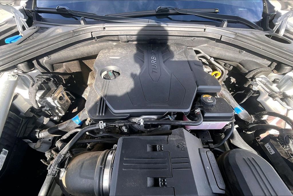 Used 2023 Genesis GV70 2.5T Sport Prestige w/ Sport Prestige Package image 9