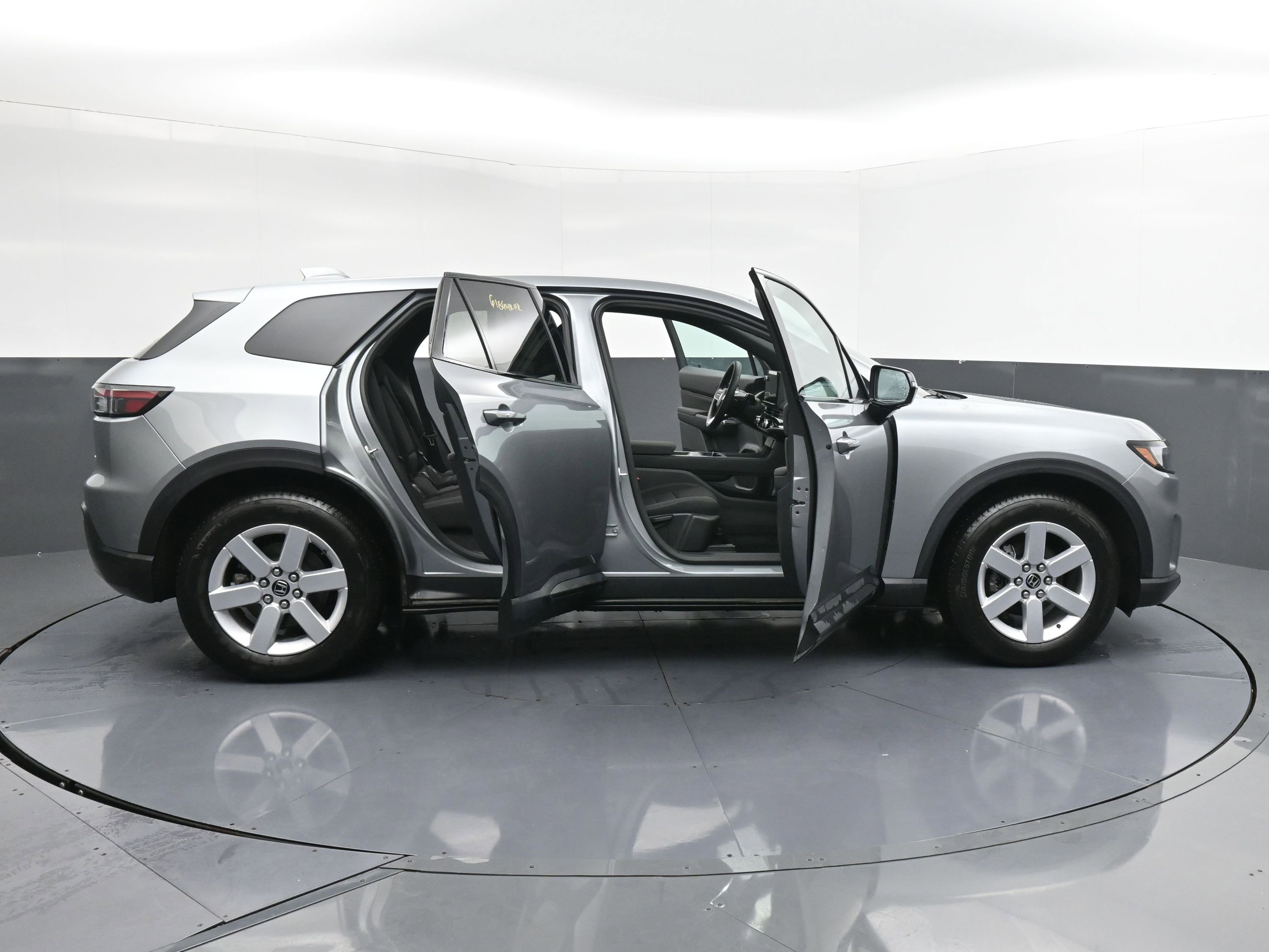 Used 2025 Honda Prologue EX image 41