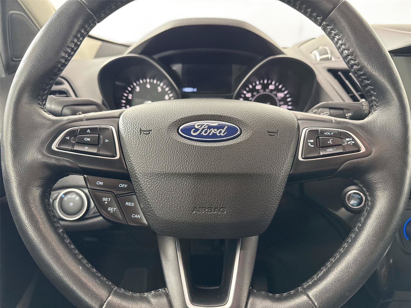 Used 2019 Ford Escape Titanium FWD image 17