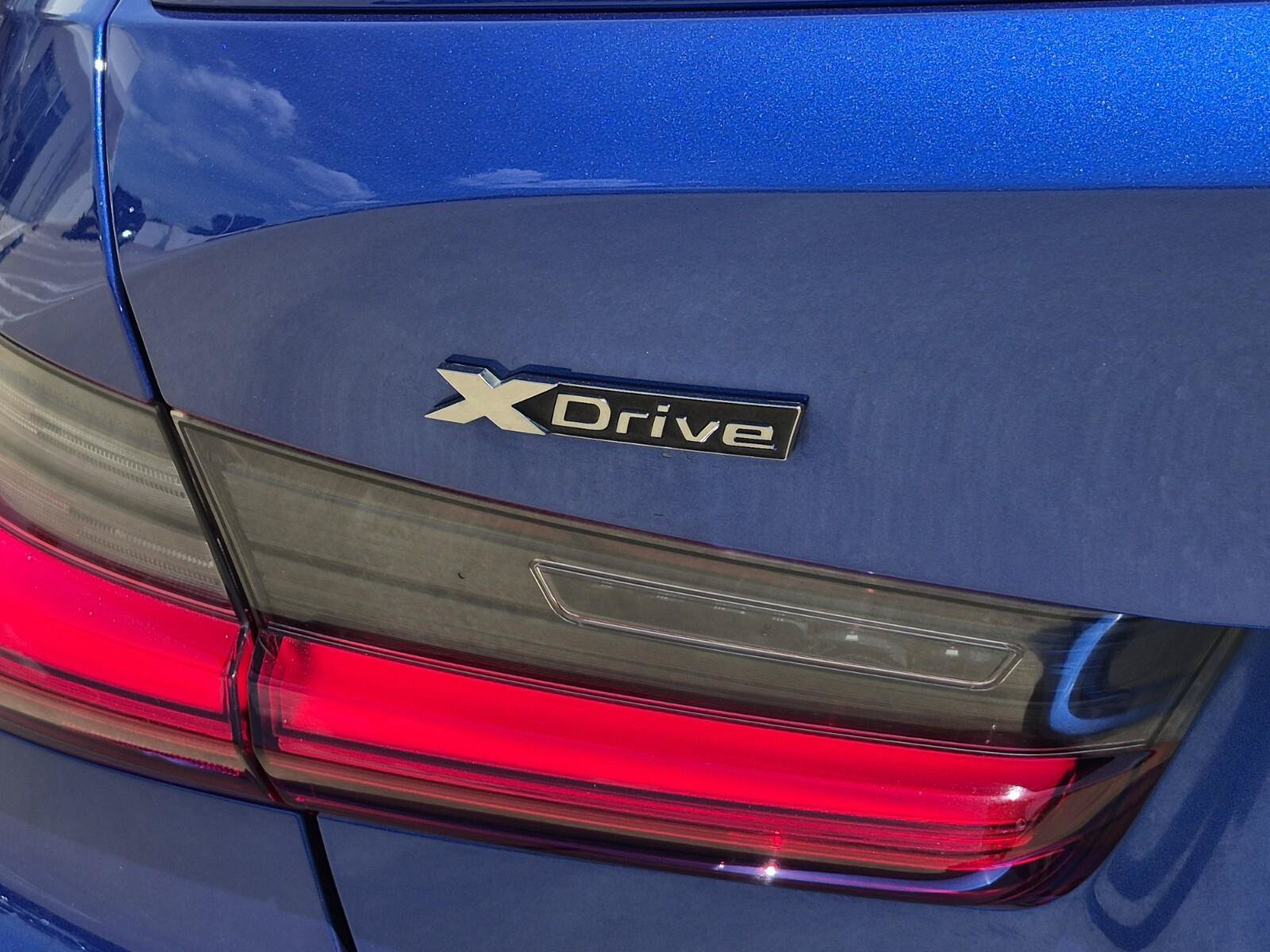 Used 2020 BMW M340i xDrive AWD/4WD image 10