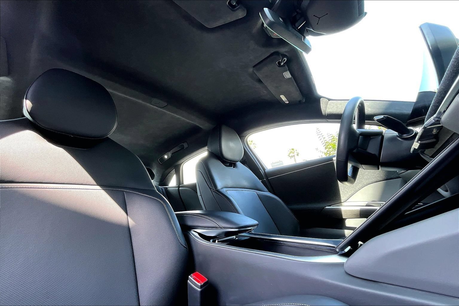 Used 2024 Lucid Air Touring AWD/4WD image 22
