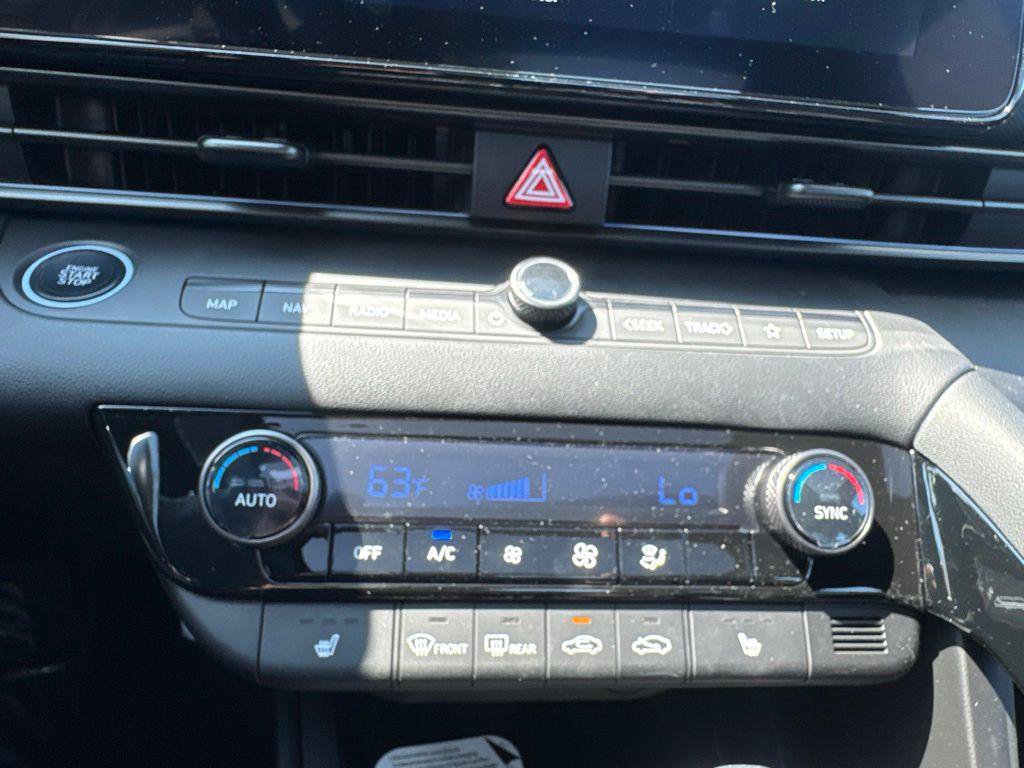 New 2026 Hyundai Elantra N FWD image 16