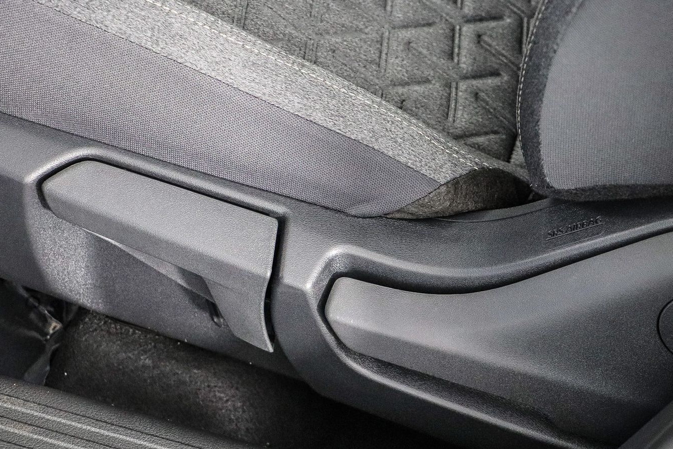 New 2027 Nissan Kicks SV FWD image 21