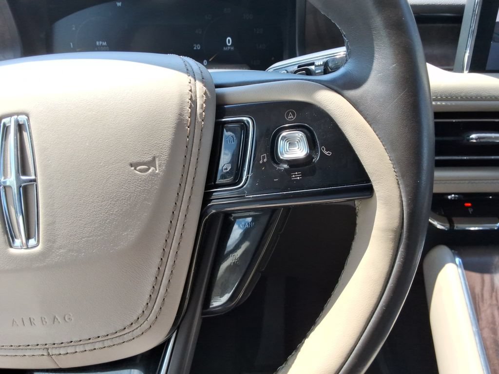 Used 2020 Lincoln Aviator Reserve w/ Equipment Group 202A AWD/4WD image 28