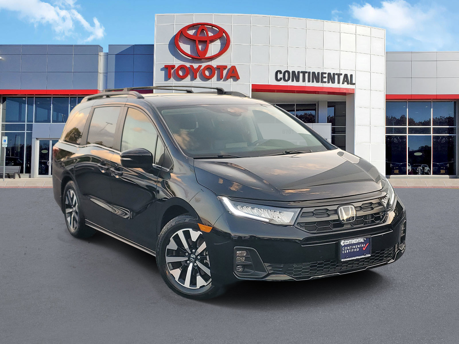 Used 2026 Honda Odyssey EX-L image 2