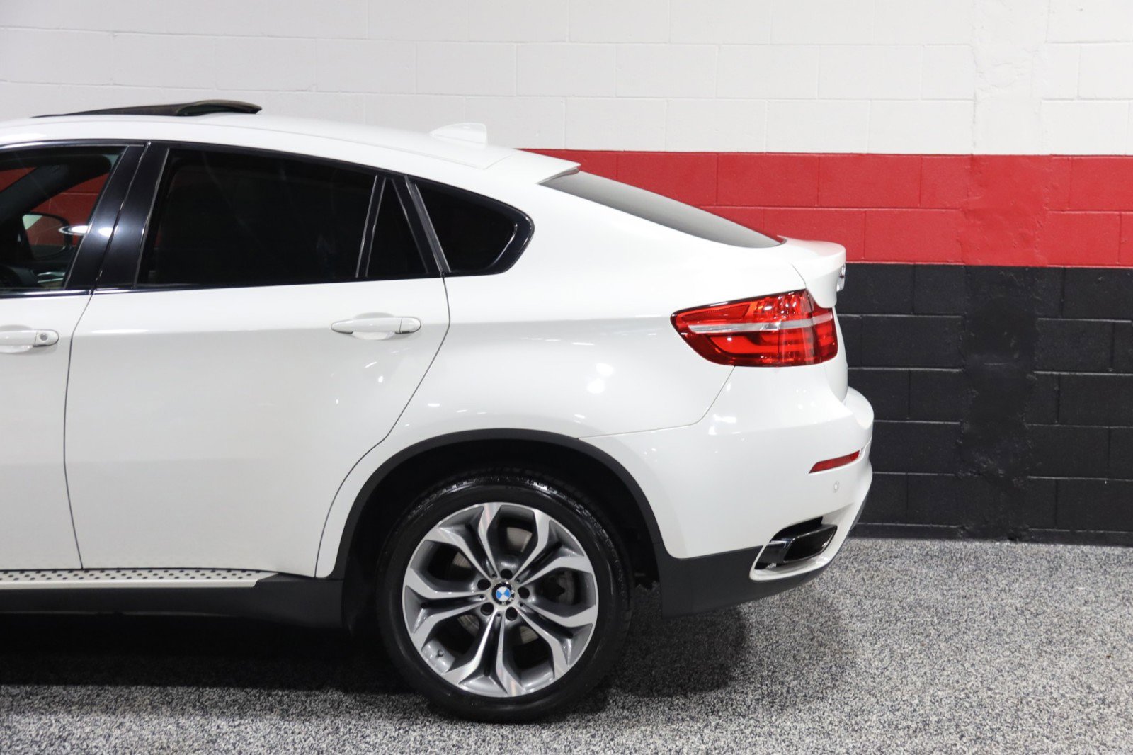 Used 2014 BMW X6 xDrive50i image 22
