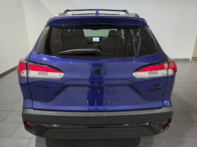 Used 2024 Toyota Corolla Cross AWD Hybrid w/ Moonroof Package image 4