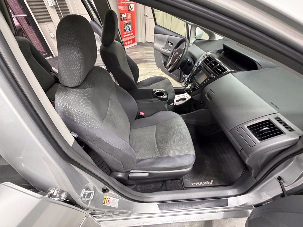 Used 2012 Toyota Prius V Three FWD image 39