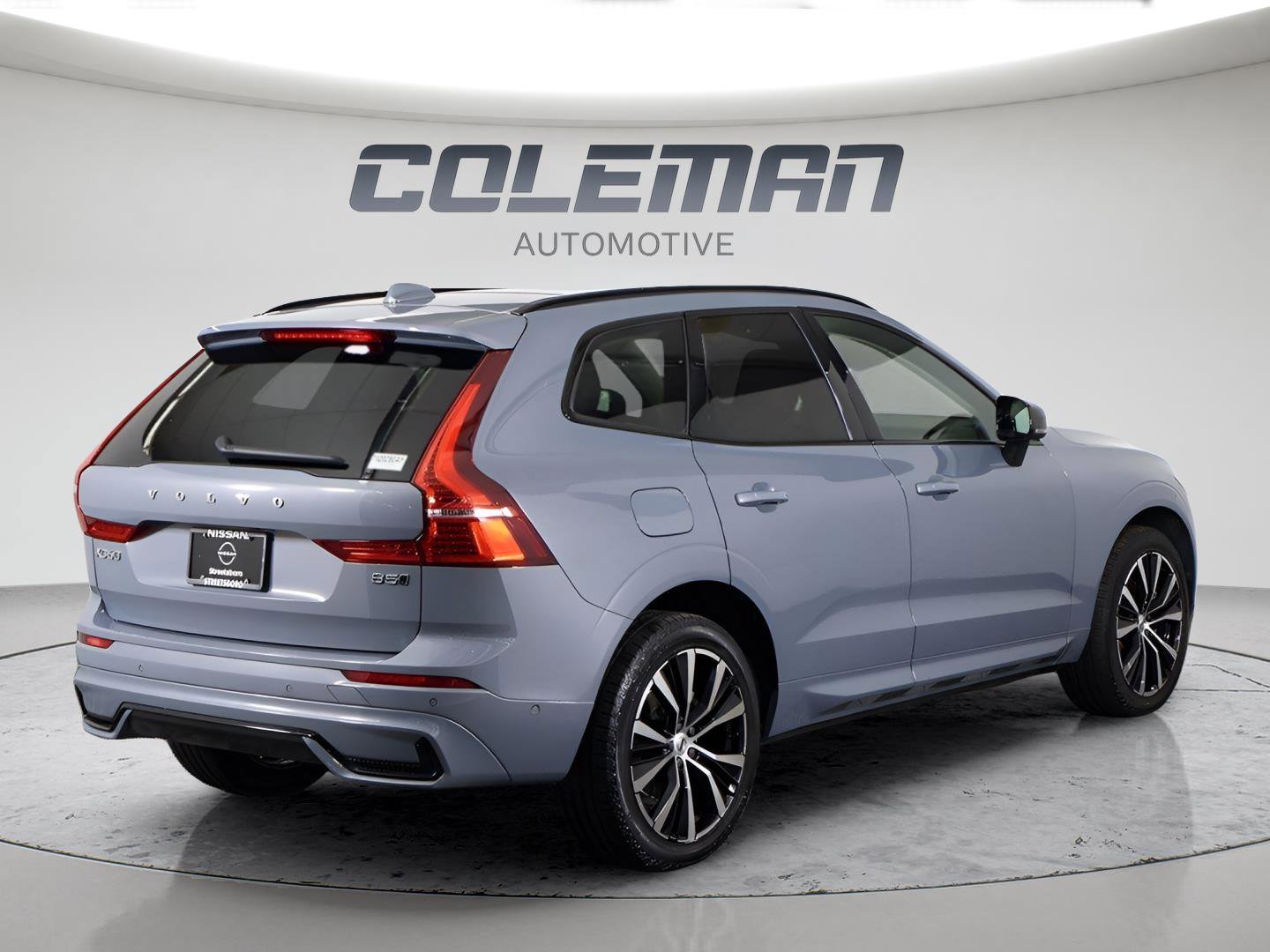 Used 2024 Volvo XC60 B5 Plus image 5