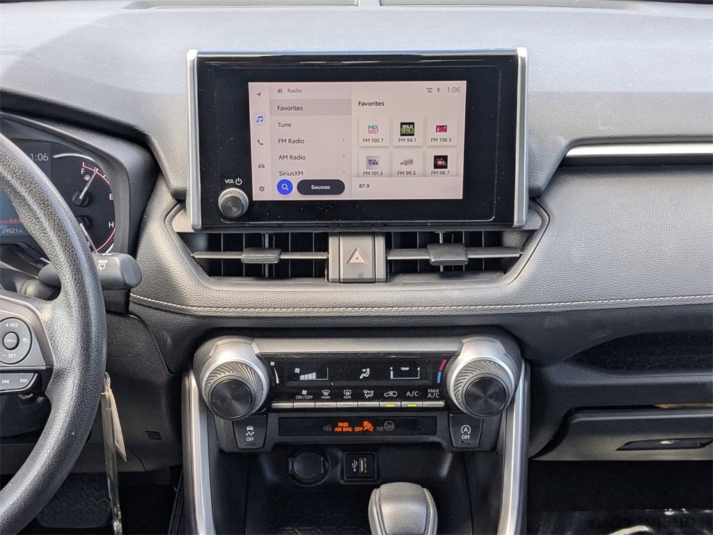 Used 2024 Toyota RAV4 LE image 18