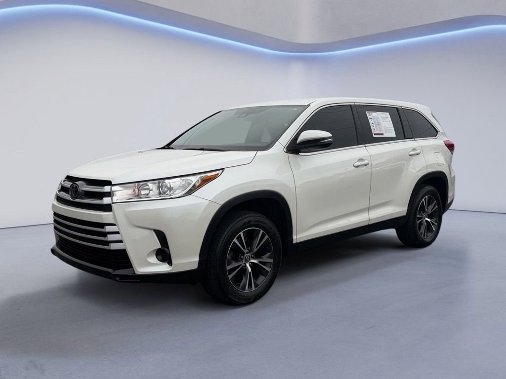 Used 2019 Toyota Highlander LE image 7