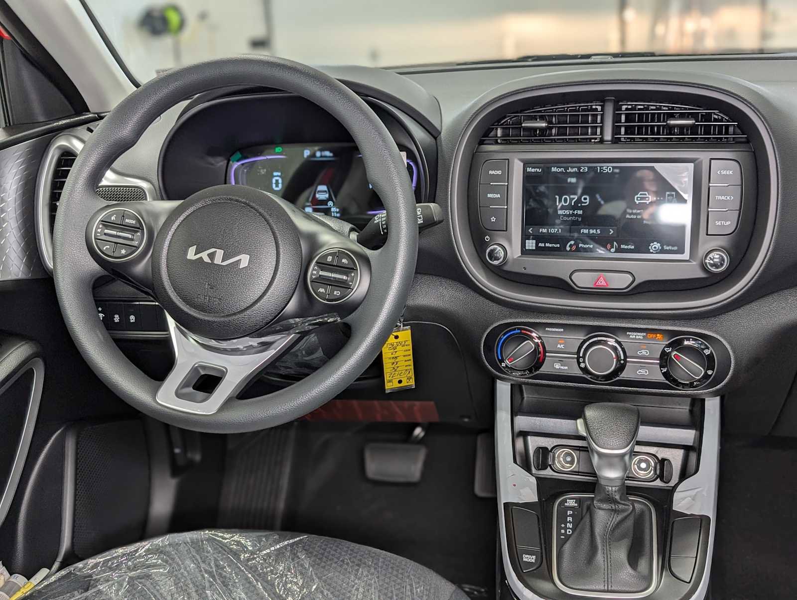 New 2025 Kia Soul LX image 5