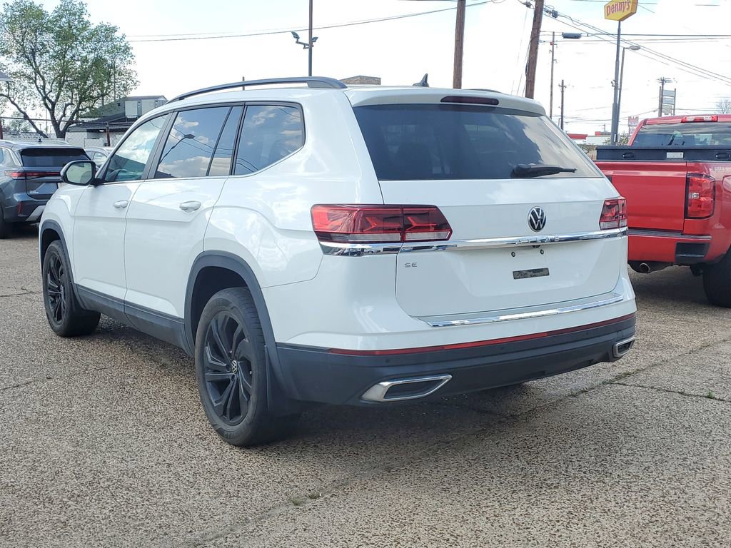 Used 2023 Volkswagen Atlas SE w/ Panoramic Sunroof Package image 4