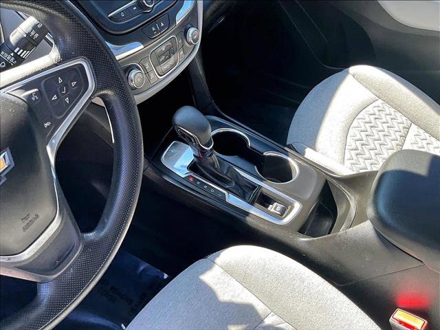 Used 2022 Chevrolet Equinox LS image 12