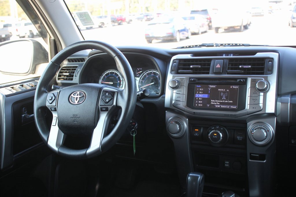 Used 2018 Toyota 4Runner SR5 image 11