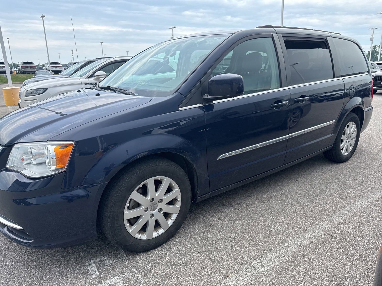 Used 2014 Chrysler Town & Country Touring