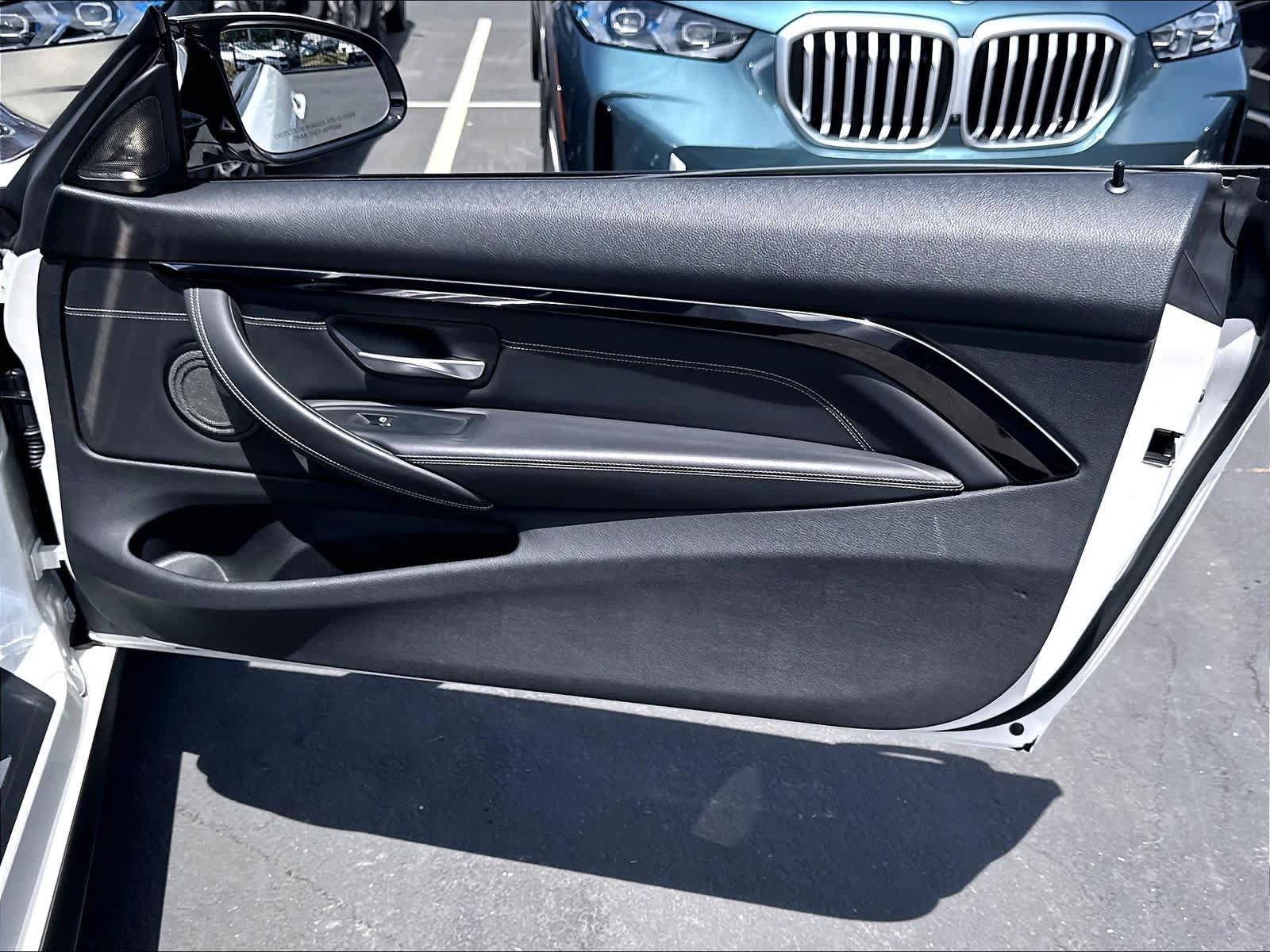 Used 2019 BMW M4 Convertible w/ Competition Package RWD image 30