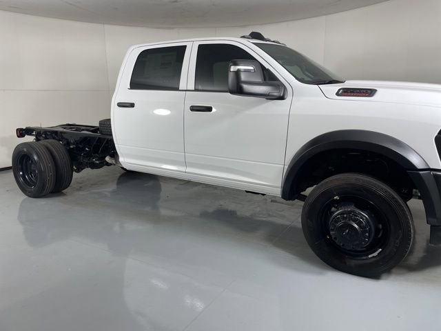 New 2025 RAM 5500 2WD Crew Cab image 9