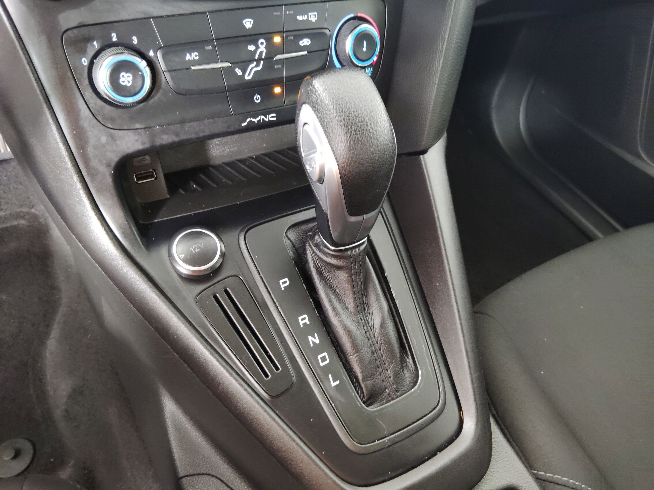 Used 2017 Ford Focus S image 15