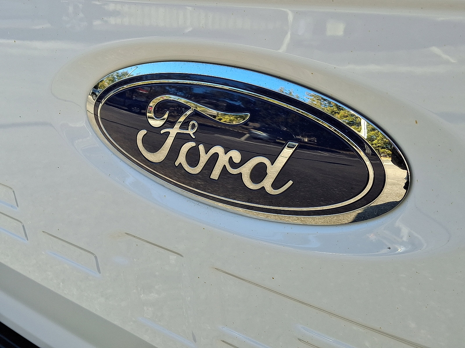 Certified 2022 Ford F150 Lariat w/ Equipment Group 502A High image 31