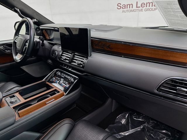 Used 2024 Lincoln Navigator L Black Label image 32