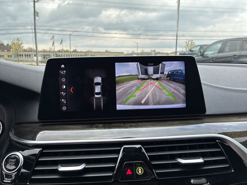 Used 2018 BMW 540i xDrive AWD/4WD image 27