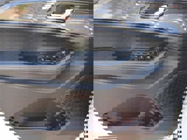 Used 2023 Jeep Grand Cherokee L Laredo image 20