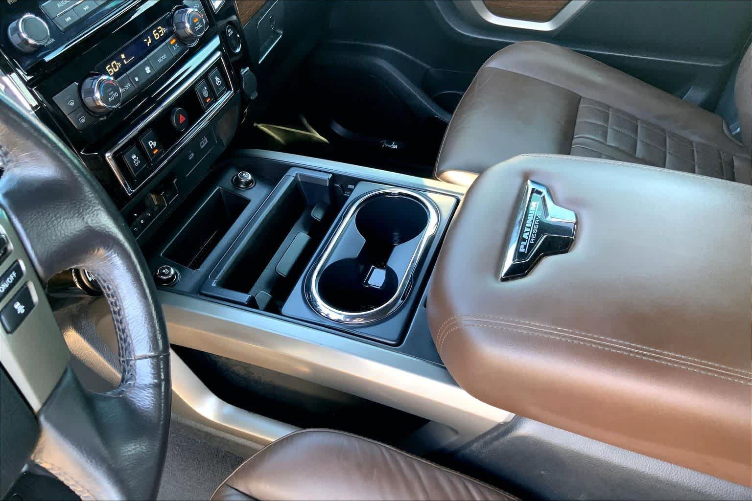 Used 2022 Nissan Titan Platinum Reserve w/ Moonroof Package AWD/4WD image 17