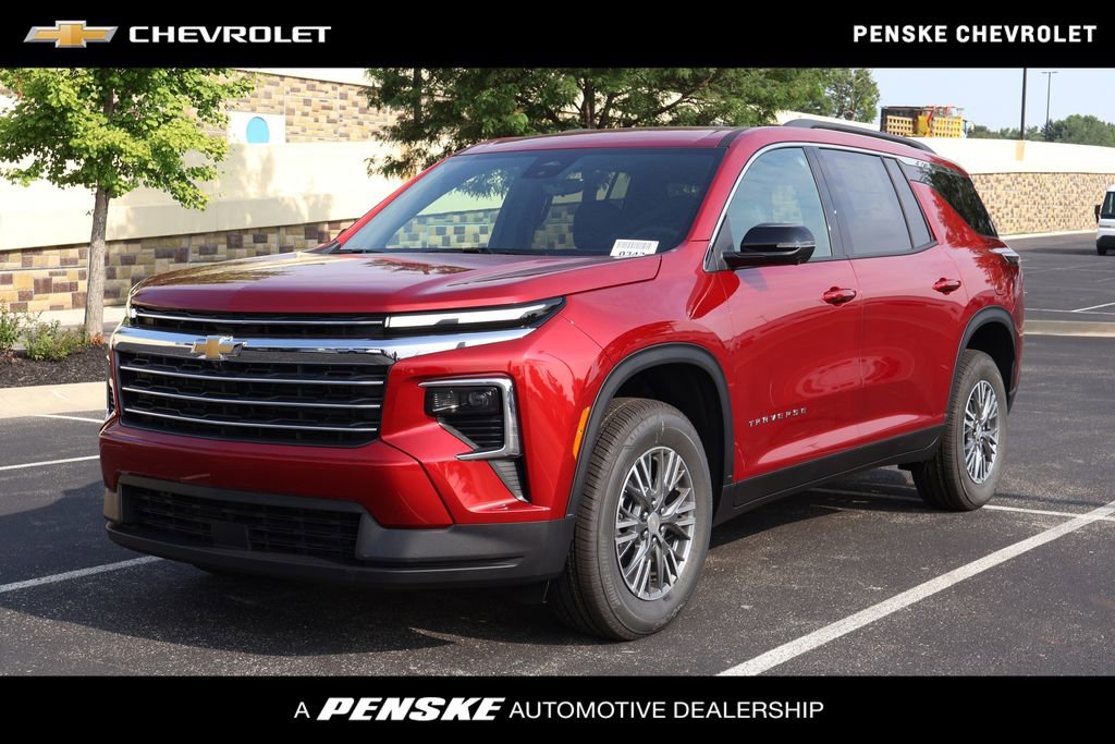 New 2026 Chevrolet Traverse LT w/ Driver Confidence Package image 1