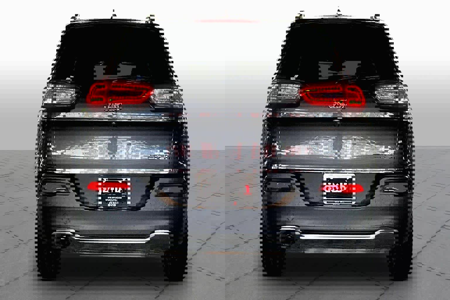 Used 2016 Jeep Cherokee Limited image 4