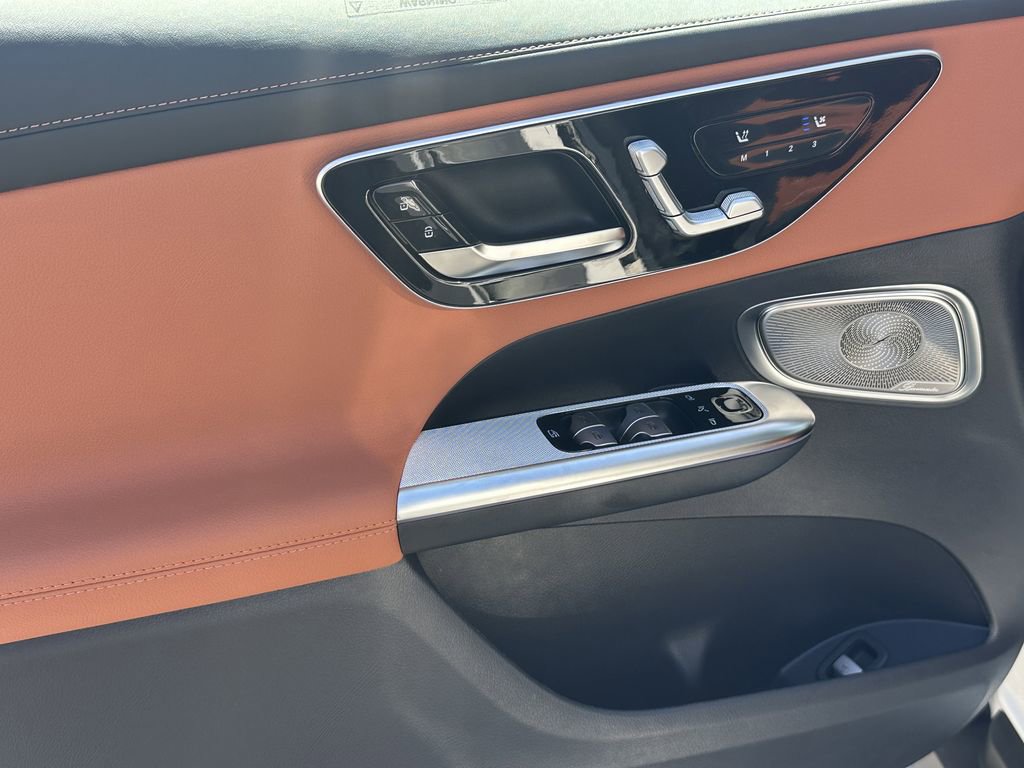 New 2026 Mercedes-Benz GLC 300 4MATIC image 11