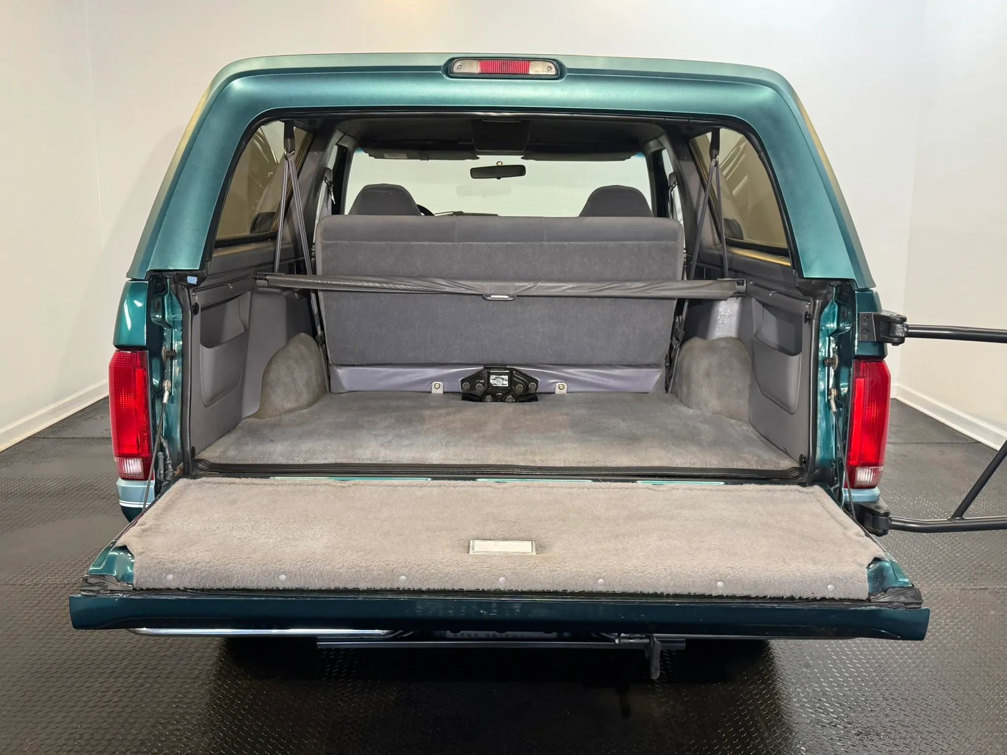 Used 1996 Ford Bronco AWD/4WD image 28