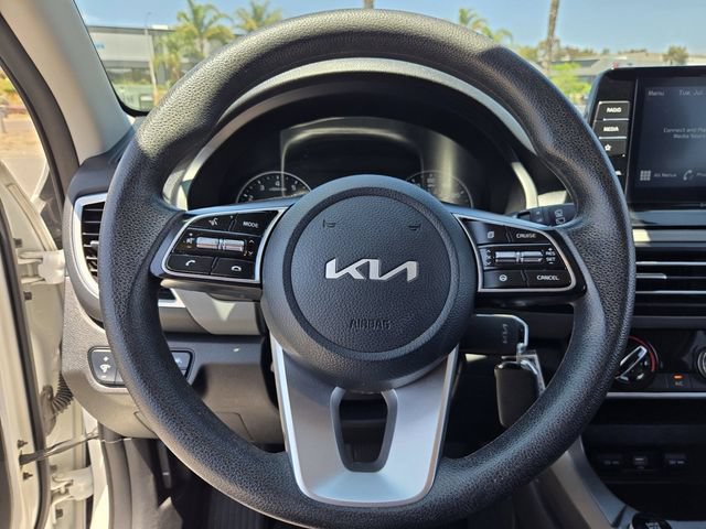 Used 2023 Kia Seltos LX AWD/4WD image 20