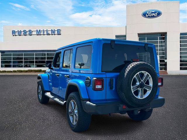 Used 2023 Jeep Wrangler Unlimited Sahara w/ Cold Weather Group AWD/4WD image 5