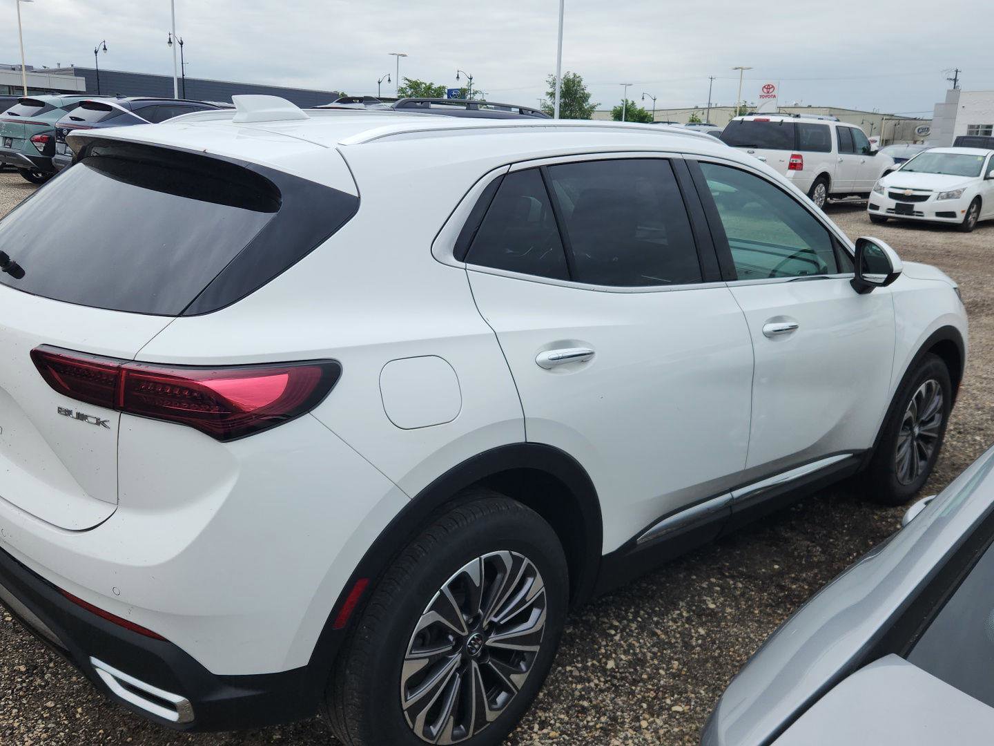 Used 2024 Buick Envision Preferred AWD/4WD image 4