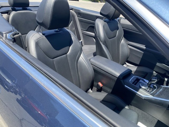 Used 2023 BMW 430i xDrive Convertible w/ Convenience Package image 19