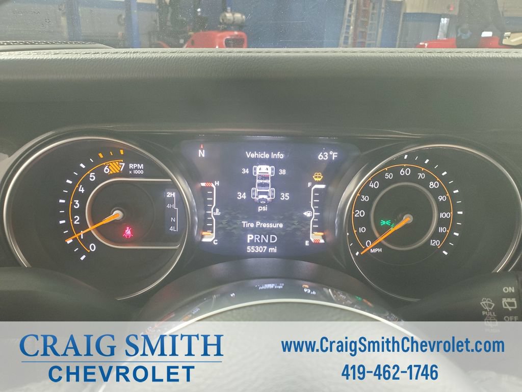Used 2022 Jeep Wrangler Unlimited Sahara AWD/4WD image 22