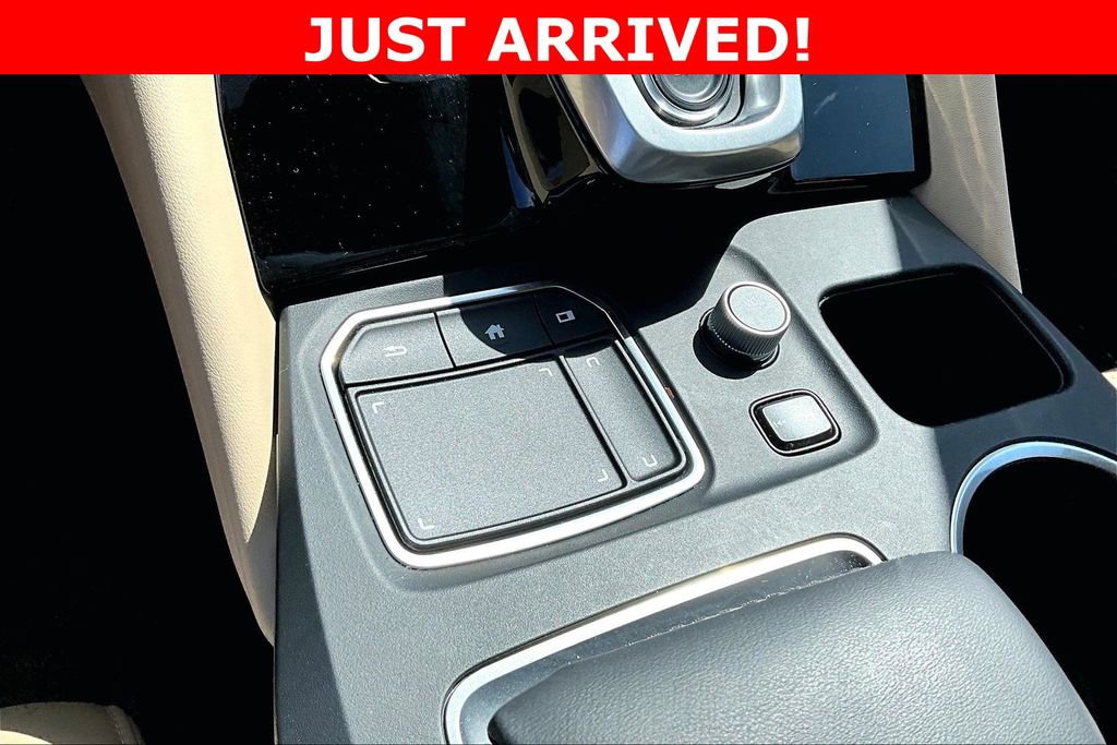 Used 2023 Acura MDX SH-AWD w/ Technology Package image 29