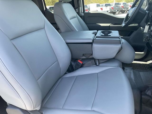New 2026 Ford F250 XL w/ XL Chrome Package image 23