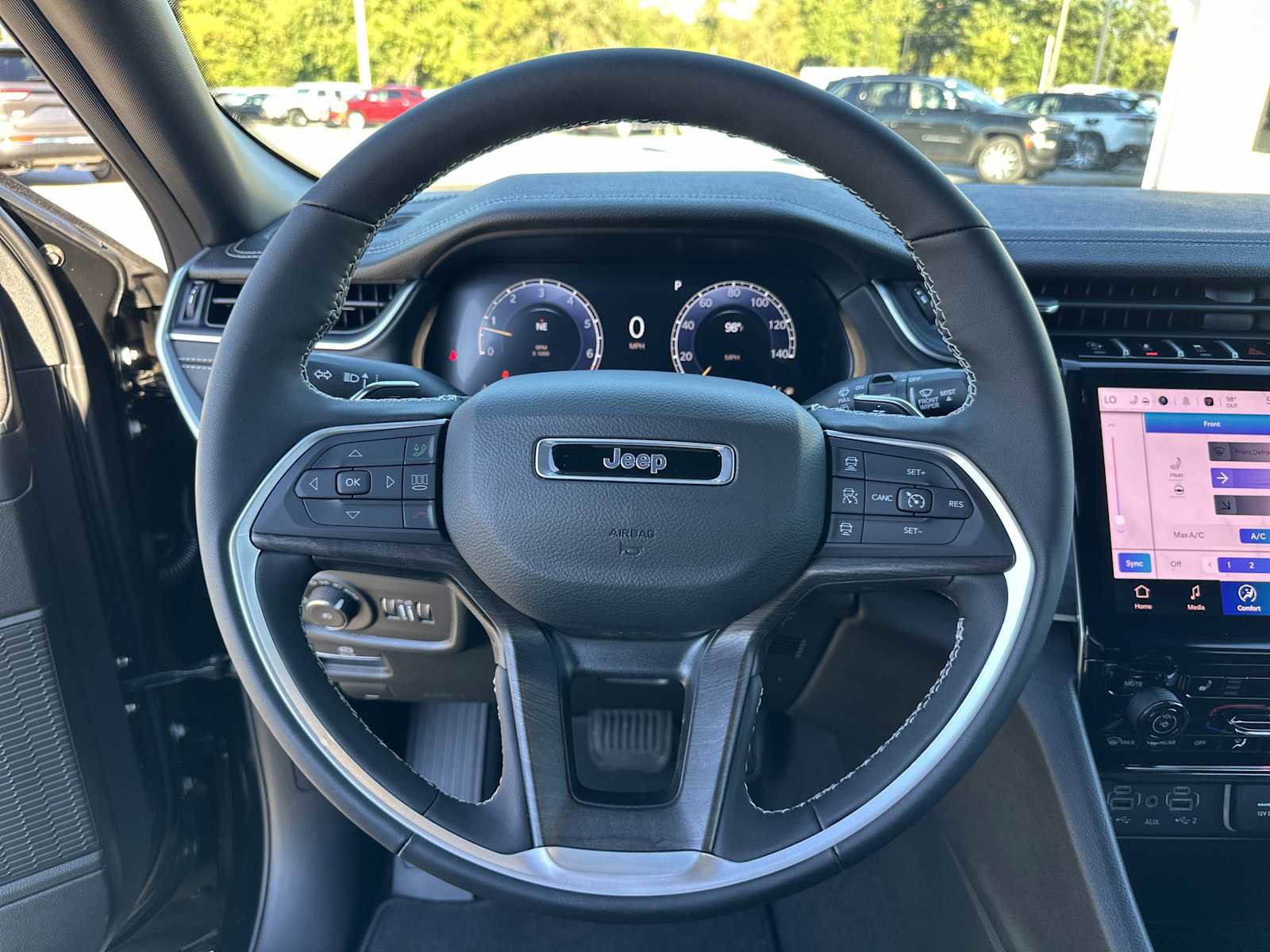 New 2025 Jeep Grand Cherokee L Limited image 30
