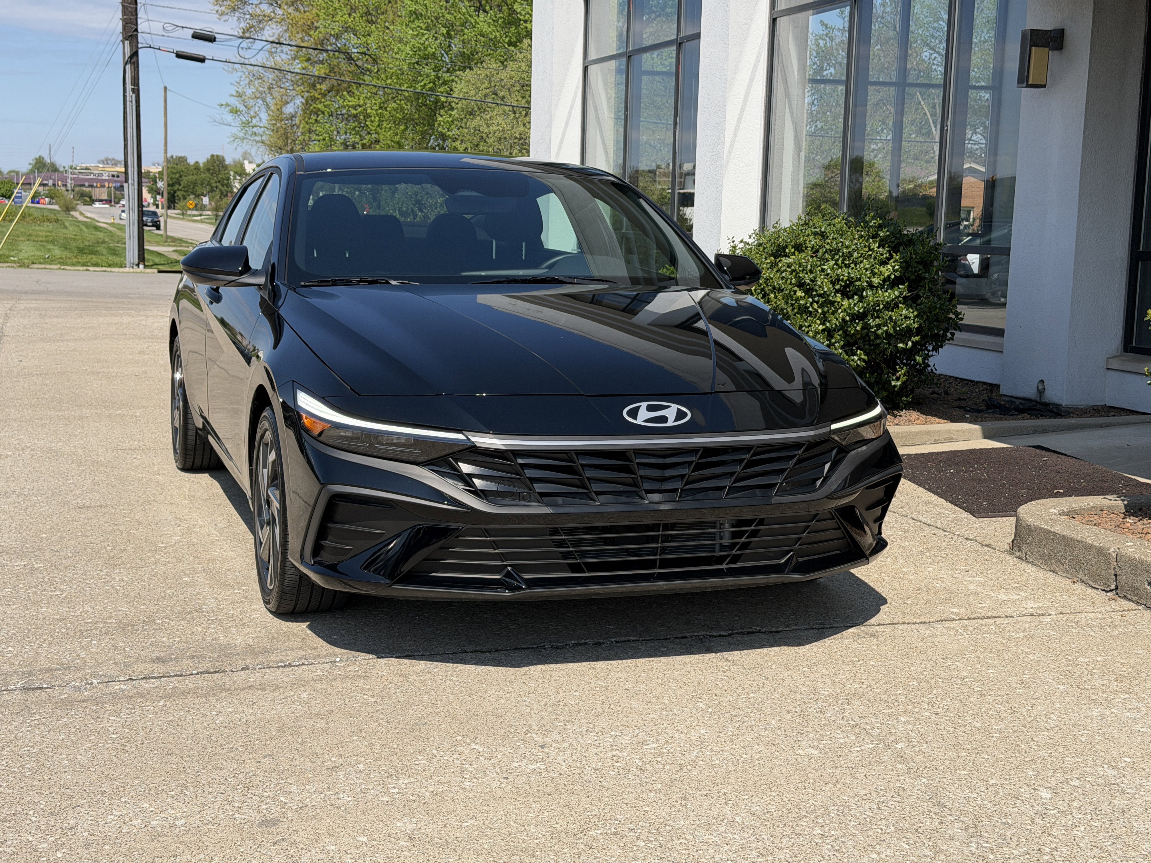 Certified 2025 Hyundai Elantra SEL image 13