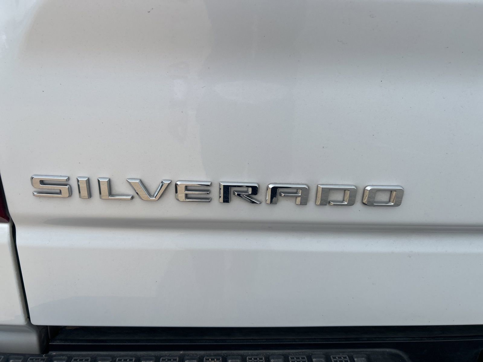 Used 2025 Chevrolet Silverado 1500 LTZ w/ Z71 Off-Road Package AWD/4WD image 11