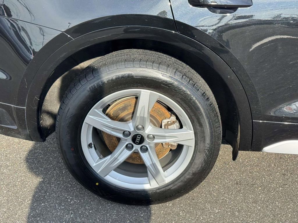 Used 2023 Audi Q5 2.0T Premium image 8