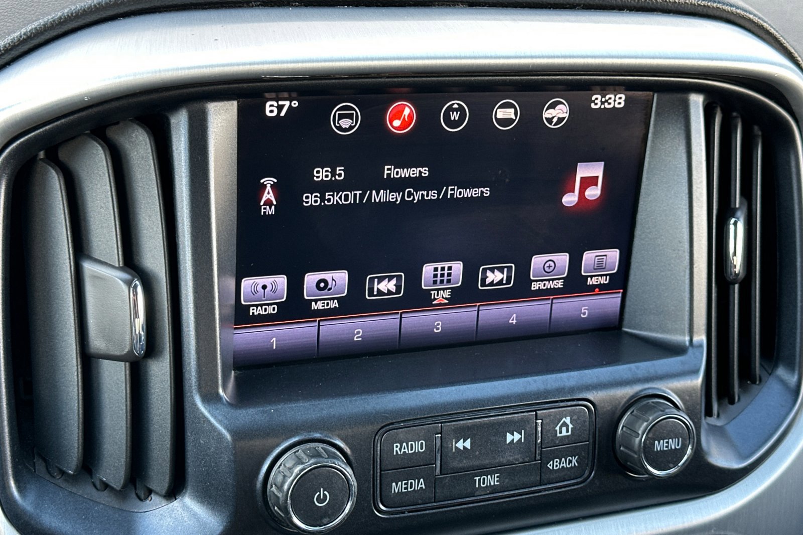 Used 2016 GMC Canyon SLT w/ Driver Alert Package image 25