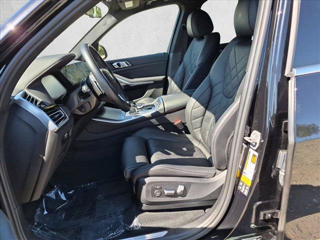 Used 2023 BMW X5 xDrive40i w/ Premium Package AWD/4WD image 16