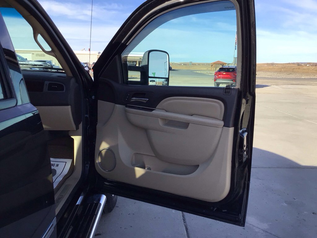 Used 2012 GMC Sierra 3500 Denali w/ Suspension Package, Off-Road image 17