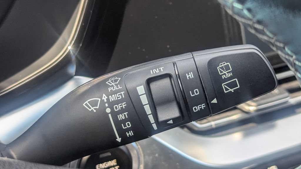 Used 2021 Kia Niro LXS FWD image 27