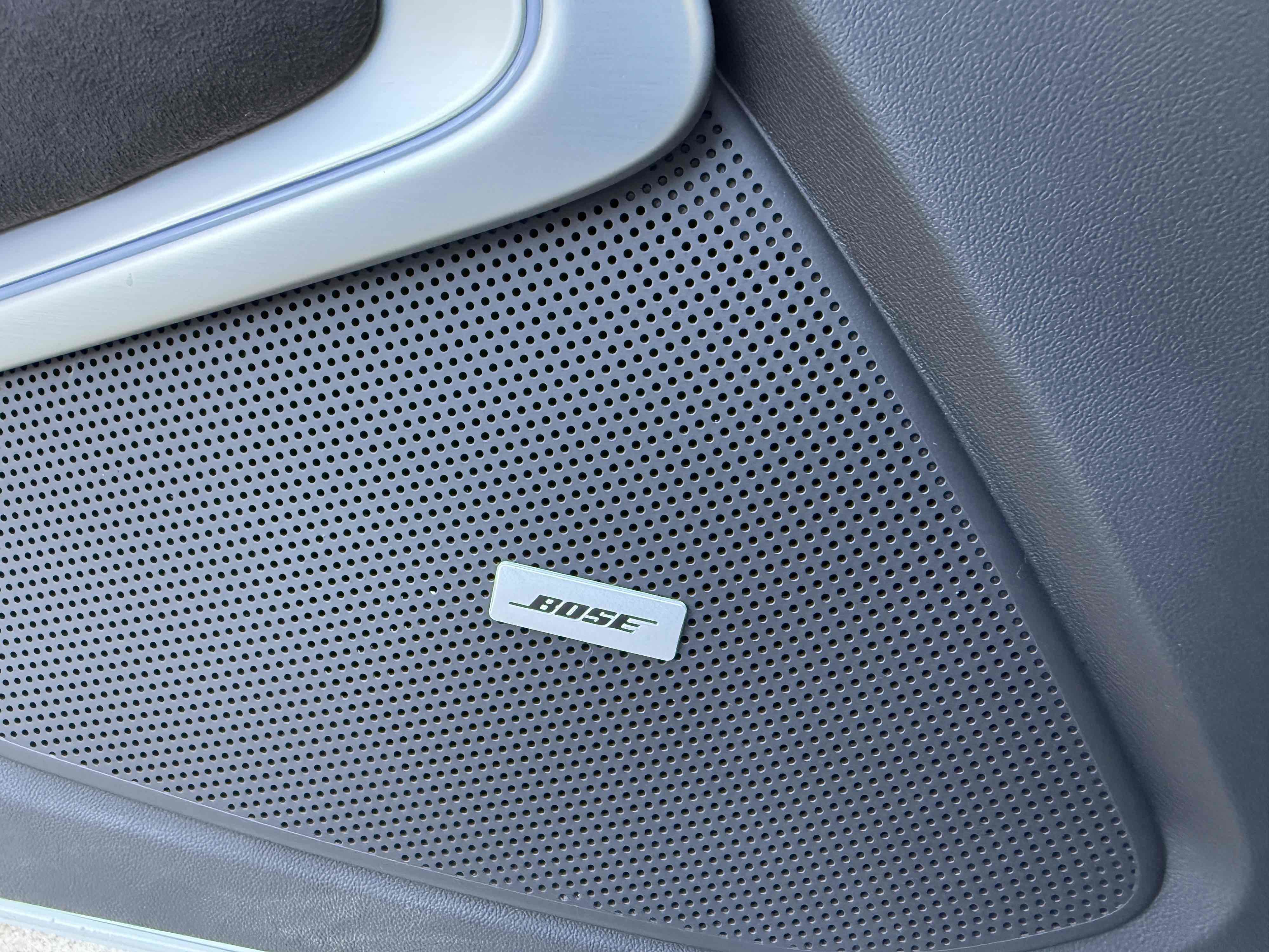 Used 2018 Chevrolet Camaro ZL1 image 46