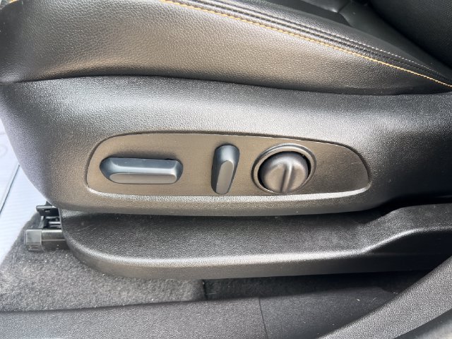 Certified 2024 Chevrolet Equinox Premier AWD/4WD image 11